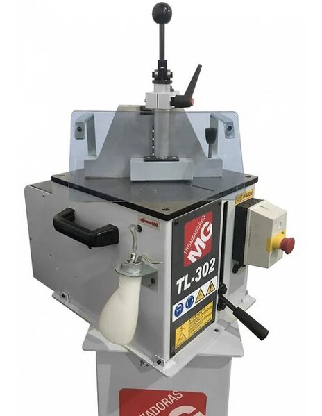 Archivo:Tronzadora-de-aluminio-302-m.jpg